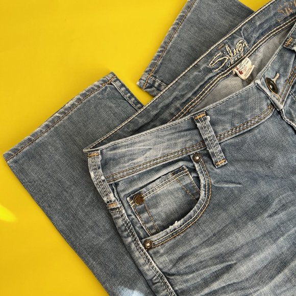 Silver Sienna Skinny Jeans, Light Wash, Size 27 - Picture 4 of 10